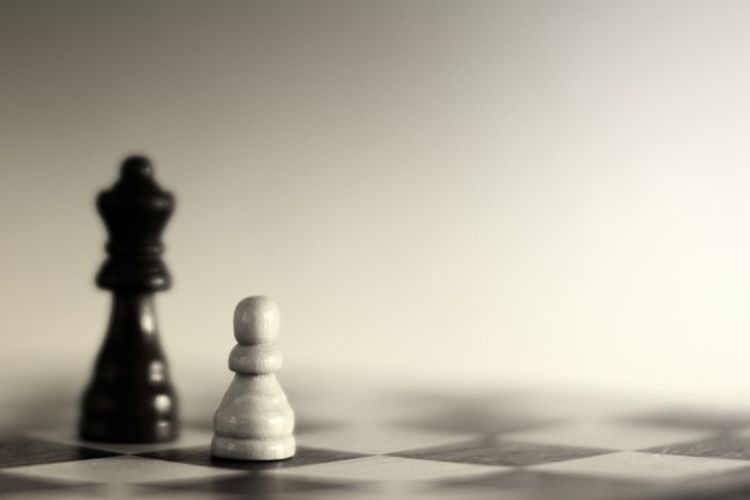 Scontro Tra 2 Regni: Uno Zoppo Guarito